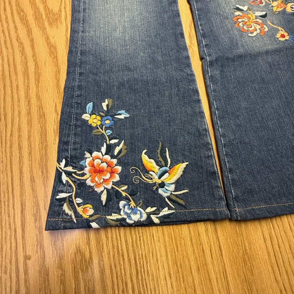 Lucky Brand Blue Denim Flare Jeans with Floral Embroidery - Picture 11 of 15